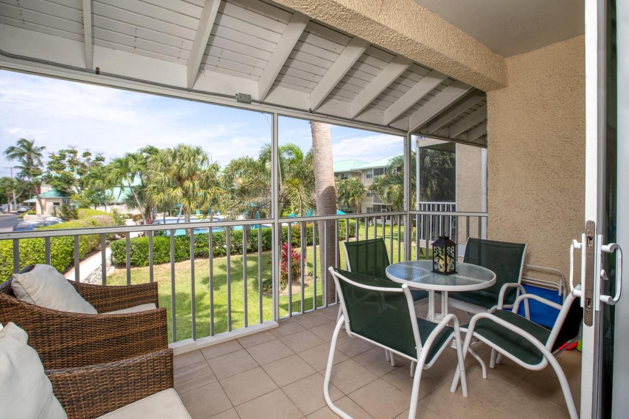 Beach Living At Plantation Village Blgs George Town Exteriér fotografie