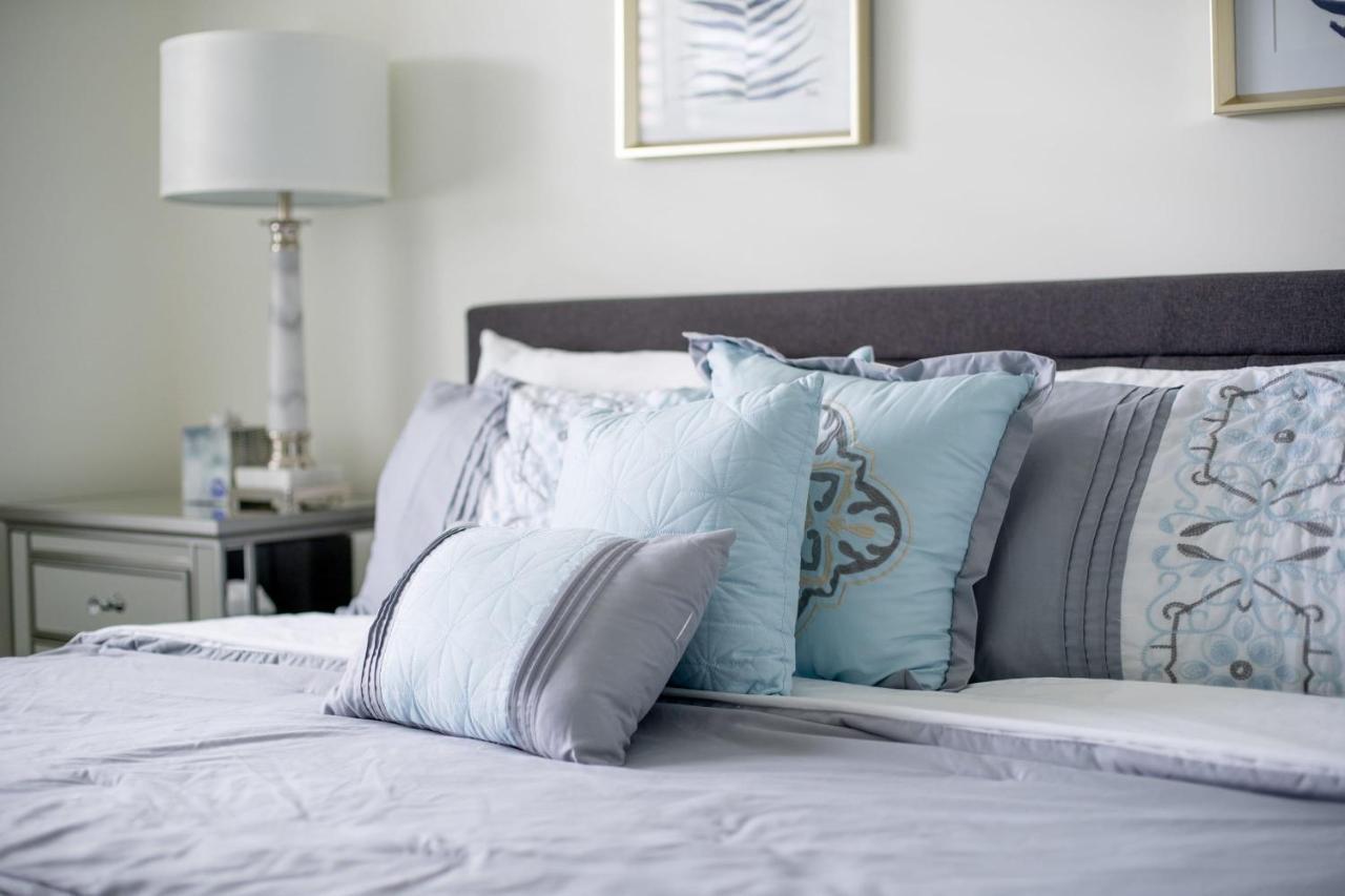Beach Living At Plantation Village Blgs George Town Exteriér fotografie
