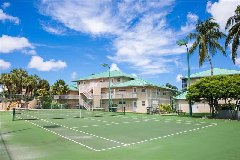 Beach Living At Plantation Village Blgs George Town Exteriér fotografie