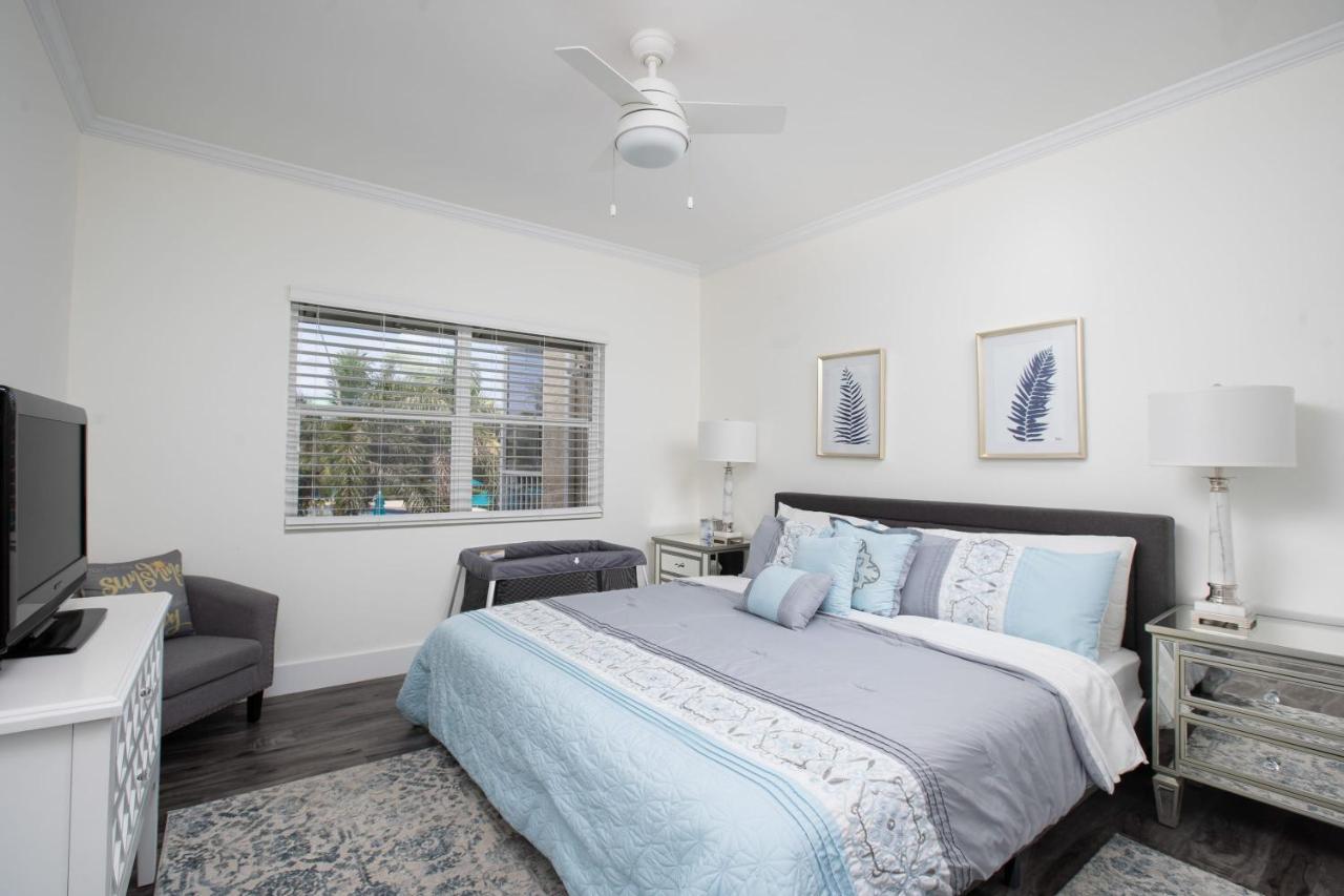Beach Living At Plantation Village Blgs George Town Exteriér fotografie